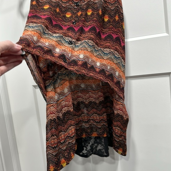 Multicolor Patterned Women's Top - Size Large - Picture 8 of 11